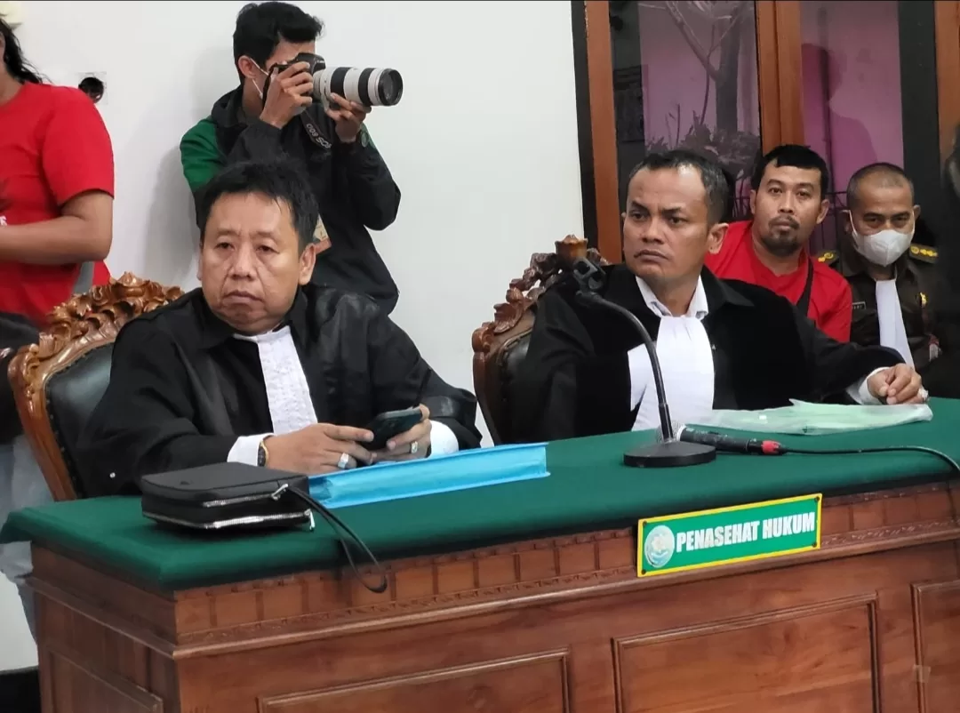 Hakim Terima Eksepsi Penasehat Hukum Terdakwa, Daffa Adiwidya Ariska Dibebaskan Dari Tahanan