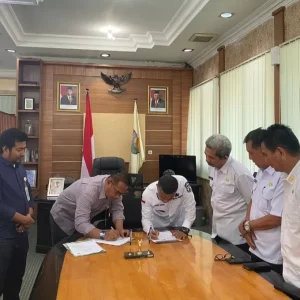 Pemkot Palu Teken Kerjasama Perum Bulog Sulteng Pengadaan Dan Penyaluran Beras ASN