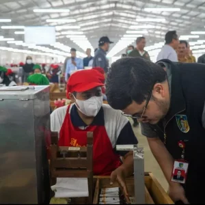 Bupati Kediri Tuntaskan Masalah Pekerja Pabrik SKT