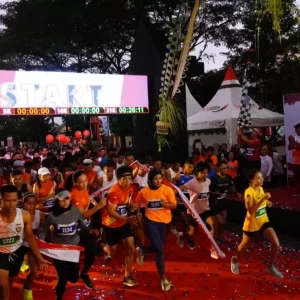 Promosikan Potensi Wisata Kabupaten Kediri, Ribuan Pelari Ikuti Kediri Half Marathon