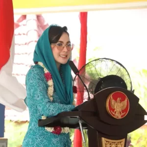 Ketua PKK Jatim Nilai Kampung Eduwisata Gedongan Madiun Berikan Nuansa Bak Libur Pulang Kampung Ketua PKK Jatim Nilai Kampung Eduwisata Gedongan Madiun Berikan Nuansa Bak Libur Pulang Kampung