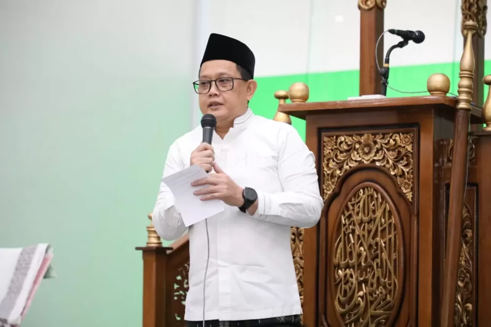 Sekdaprov Adhy Karyono Doakan Jemaah Haji Asal Jatim Pulang dengan Selamat dan Sehat