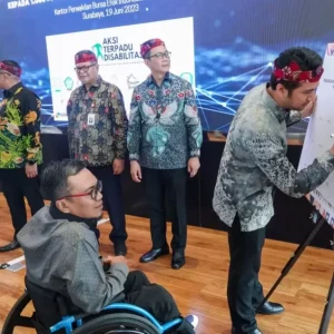 Peresmian 12 Galeri Bursa Efek dan Peluncuran Platdform Investasi untuk Disabilitas Peresmian 12 Galeri Bursa Efek dan Peluncuran Platdform Investasi untuk Disabilitas