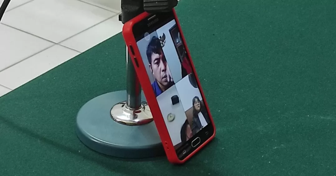 Tipu Korban Hingga Rp 350 Juta, Anggota Polisi Polres Sampang Dituntut 1,5 tahun