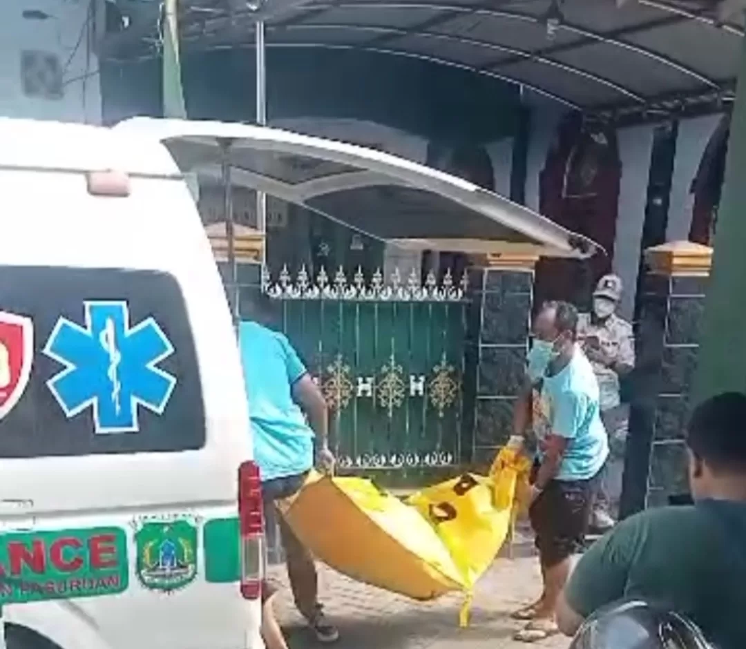 Penjual Koran, Ditemukan Tewas Di Kamar Mandi Wisata Religi Mbah Ratu Khodijah