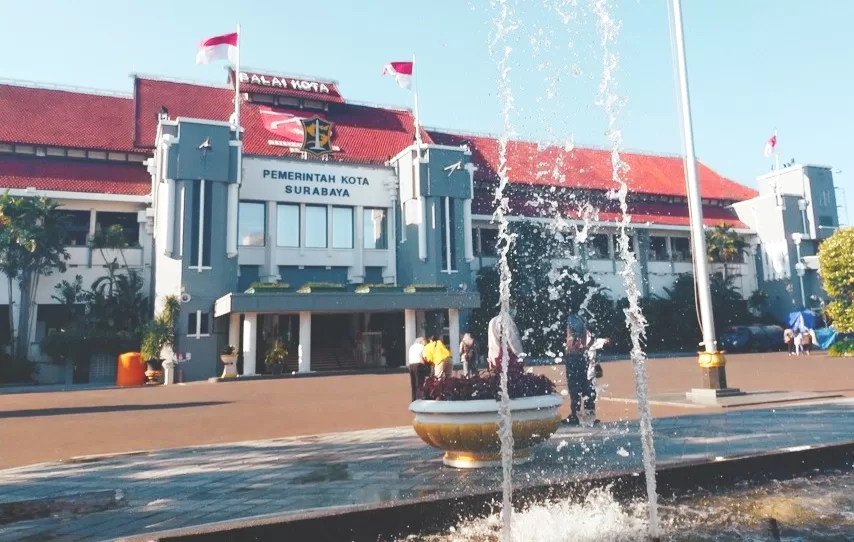 Pemkot Surabaya Ancam Sanksi Pelaku Usaha Tidak Laporkan LPKM