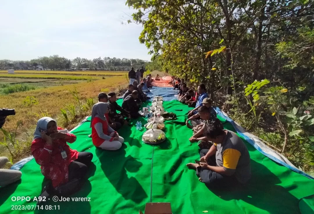 Ketua DPRD Sujatno Kawal Dimulainya Pembangunan Jembatan Gorang-Gareng – Semen