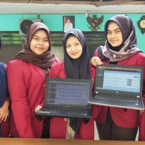 Hebat !!! Mahasiswa Prodi AP Umsida Sukses Luncurkan 2 Website Inovatif untuk Desa Banjarbendo dan Desa Ketapang Hebat !!! Mahasiswa Prodi AP Umsida Sukses Luncurkan 2 Website Inovatif untuk Desa Banjarbendo dan Desa Ketapang