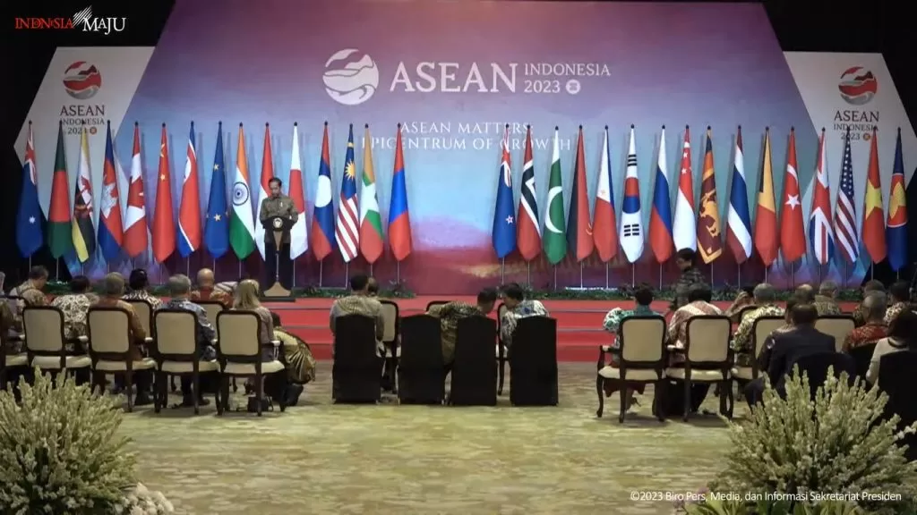 Jokowi: ASEAN tak Boleh Jadi Ajang Persaingan Negara