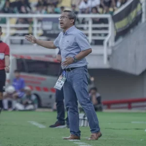 Manajemen Persebaya Warning Tim Pelatih Jelang Away ke Jakarta