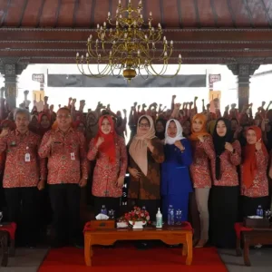 Ratusan Guru SD se-Kab. Mojokerto Wajib Ikuti Bimtek Penguatan Transisi Dari PAUD ke SD Ratusan Guru SD se-Kab. Mojokerto Wajib Ikuti Bimtek Penguatan Transisi Dari PAUD ke SD