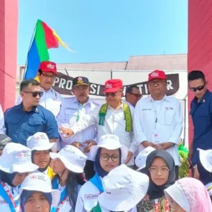 Ketum PMI HM. Jusuf Kalla Kunjungi Tenda PMR Jatim Ketum PMI HM. Jusuf Kalla Kunjungi Tenda PMR Jatim