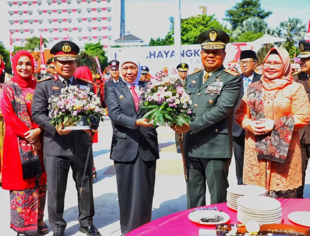 Hari Bhayangkara ke-77, Ini Harapan Gubernur Khofifah kepada POLRI di Tahun Politik