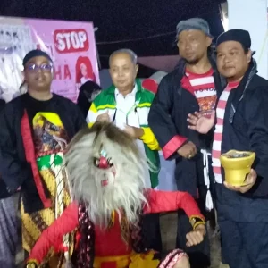 Kehebohan Pentas Seni PMR Jatim Kehebohan Pentas Seni PMR Jatim