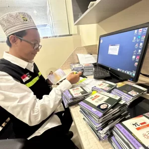 Petugas Siapkan Ribuan Dokumen Kepulangan Jemaah Haji dari Madinah Petugas Siapkan Ribuan Dokumen Kepulangan Jemaah Haji dari Madinah