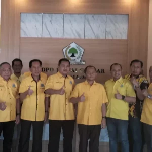 Hadapi Pemilu Legislatif Golkar Kota Madiun Renovasi Gedung Hadapi Pemilu Legislatif Golkar Kota Madiun Renovasi Gedung