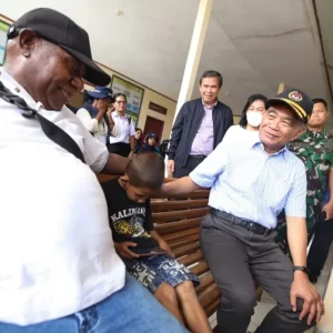 Kunjungi Keluarga Stunting di Papua Tengah, Menko Muhadjir Sarankan Begini
