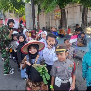 Drum Band MI Nurul Ummah dan Karnaval Tema Pawai Hari Kemerdekaan Drum Band MI Nurul Ummah dan Karnaval Tema Pawai Hari Kemerdekaan