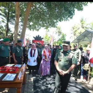 Kunjungi Kampung Pancasila, KSAD Apresiasi Toleransi Masyarakat Banyuwangi Kunjungi Kampung Pancasila, KSAD Apresiasi Toleransi Masyarakat Banyuwangi