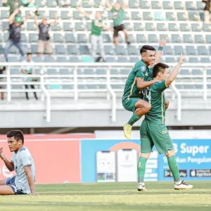 Persebaya Menyodok 10 Besar Klasemen Liga 1