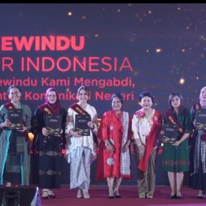 Humas Pegadaian Raih Penghargaan Top 50 Kartini Humas Indonesia