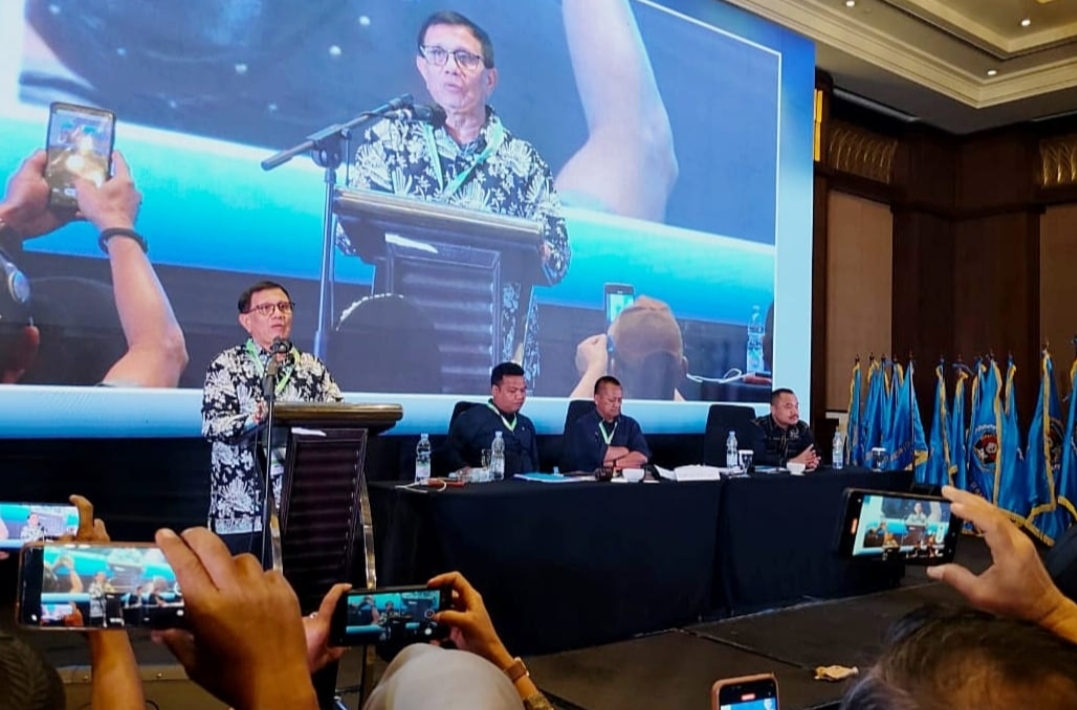 Kalahkan Incumbent, Hendry CH Bangun Terpilih Ketum PWI