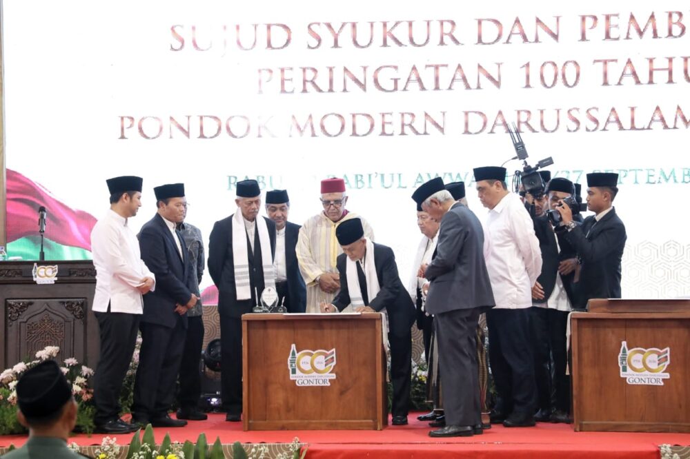 Wagub Emil : Gontor Jadi Tauladan Kebaikan Bagi Indonesia