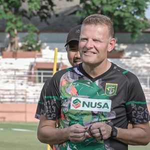 Ke Kandang Madura United, Ujian Awal Pelatih Baru Persebaya