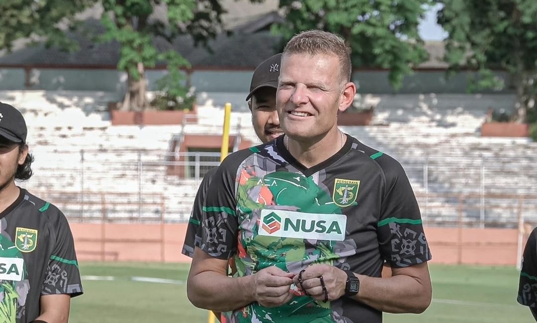 Ke Kandang Madura United, Ujian Awal Pelatih Baru Persebaya