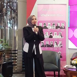 IDBYTE Art+Fashion 2023 kolaborasikan seniman dan desainer muda IDBYTE Art+Fashion 2023 kolaborasikan seniman dan desainer muda