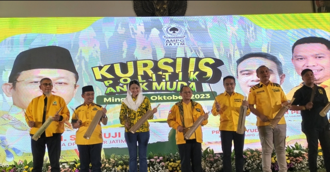 Ketua DPD Golkar Jatim Sarmuji, Dunia Politik Butuh Kehadiran Anak Muda 