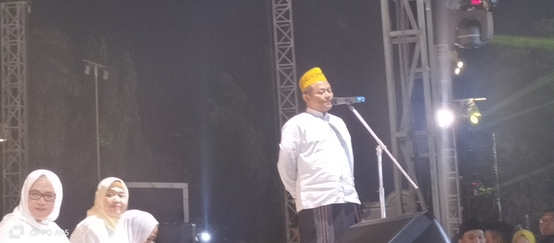 Puluhan Ribu Jamaah Hadiri Golkar Bersholawat Bersama Airlangga di Tuban
