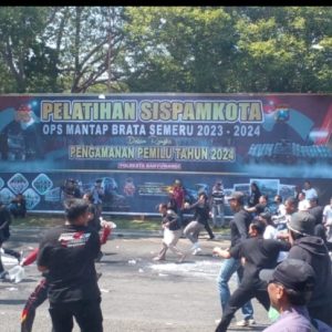 Siap Amankan Pemilu 2024, Polresta Banyuwangi Gelar Simulasi Sispamkota