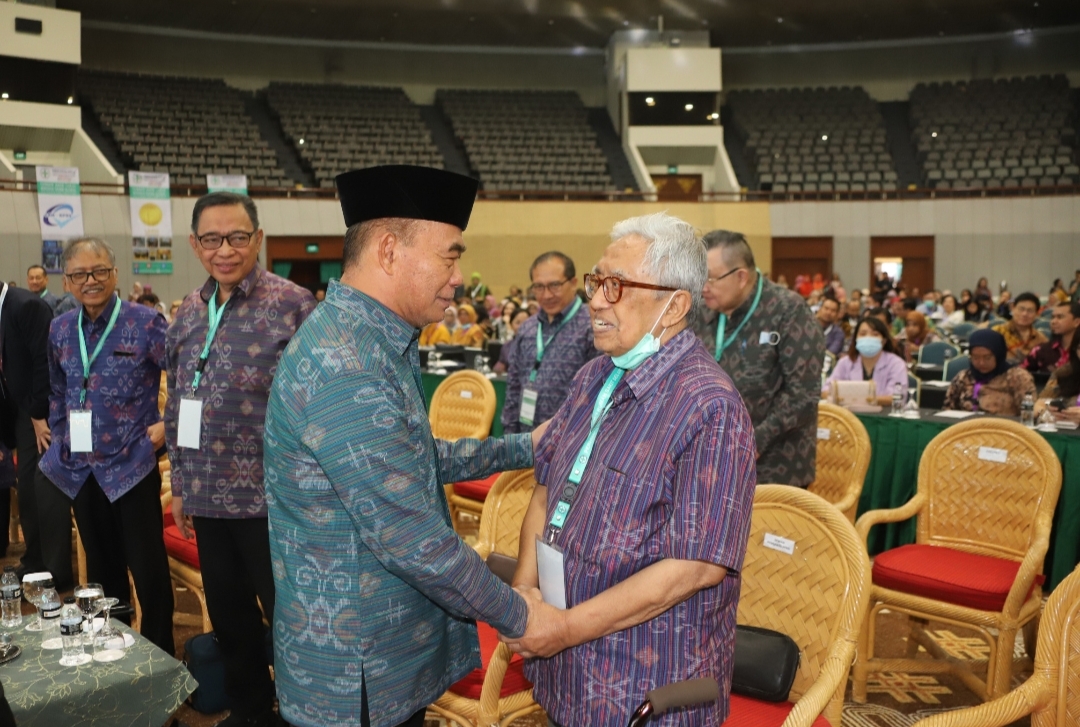 Menko PMK Muhadjir, Pemenuhan SDM Kesehatan Masih Menjadi Masalah Utama
