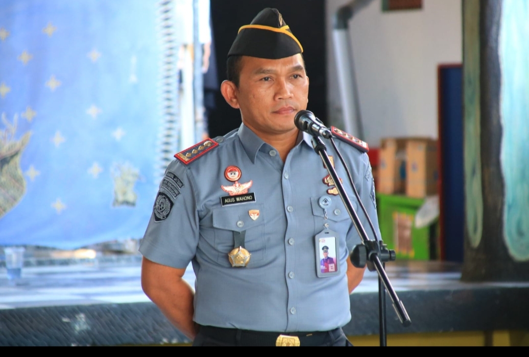 Pimpin Apel dan Sapa Pegawai, Agus Wahono Siap Meneruskan Program Kalapas Lama