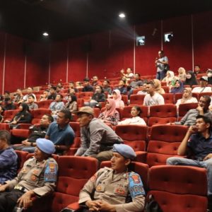 Dinilai Menginspirasi, Polresta Banyuwangi Nobar Film ‘Aku Rindu’