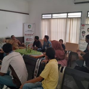 Belasan Karyawan Bakso ‘Kondusif’ Adukan Bosnya Ke Disnaker Trans Banyuwangi