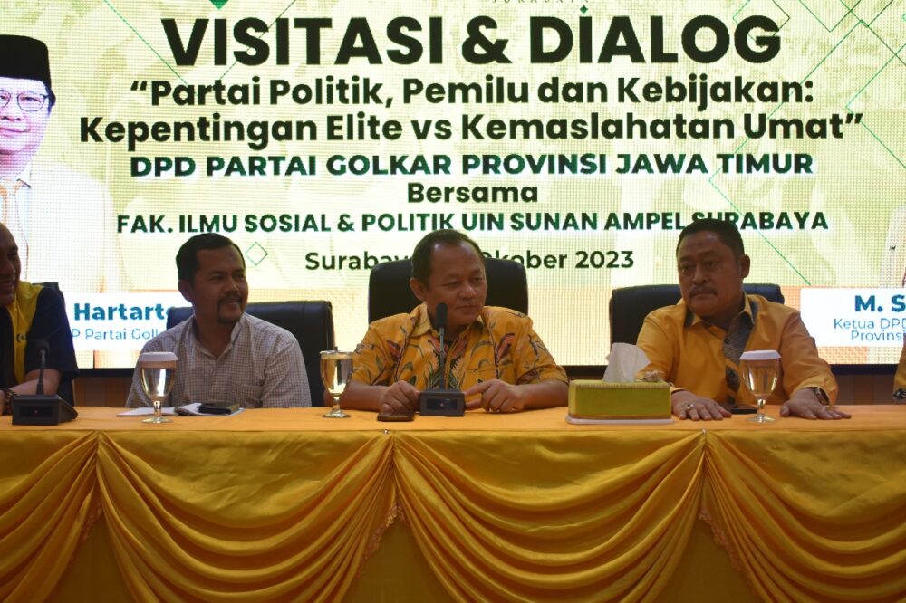 Mahasiswa FISIP UIN Surabaya Minta Penjelasan Golkar Jatim Soal Gibran Cawapres