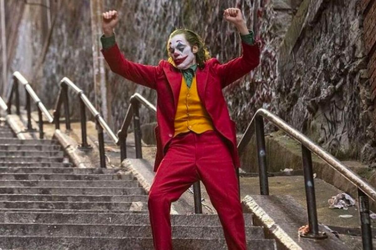 Sutradara Ridley Scott kritik perayaan kekerasan di film “Joker”