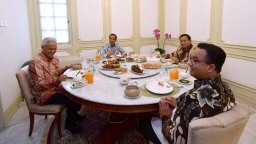 Jokowi Santap Siang Bersama 3 Capres, Ini Kata Prabowo, Anies dan Ganjar