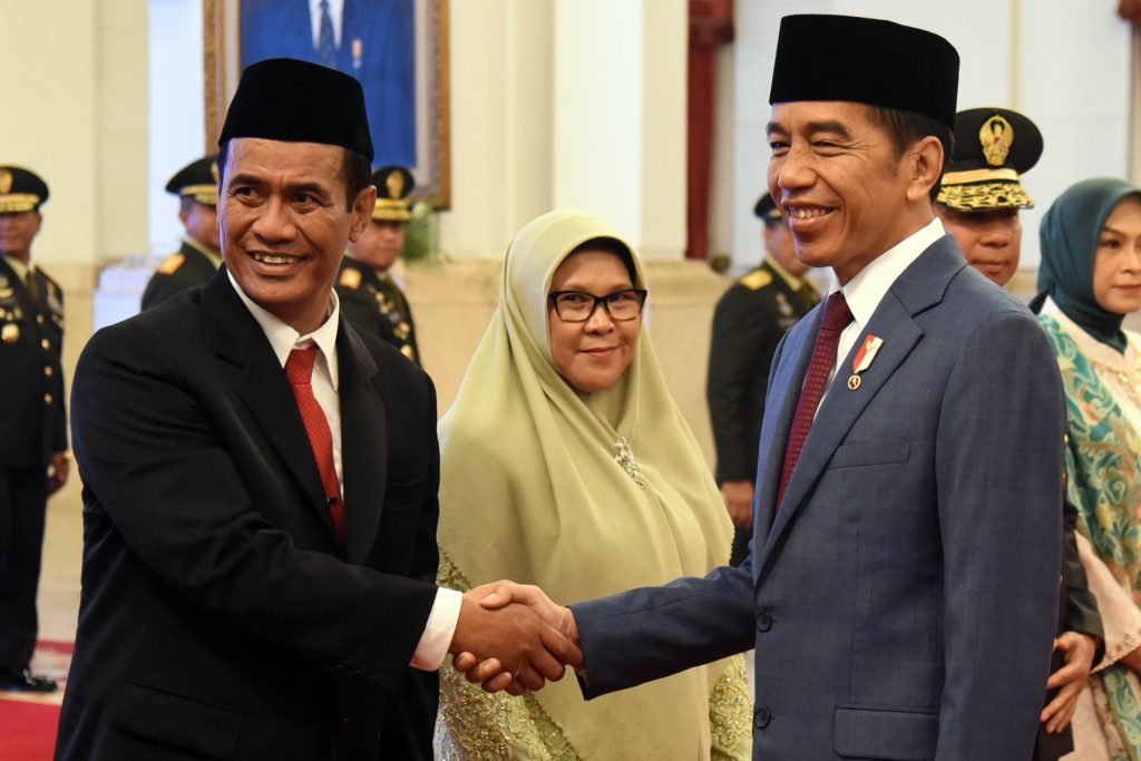 Presiden Jokowi Melantik Menteri Pertanian dan KSAD yang Baru