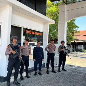 Polda Sulteng Kawal Rapat Pleno KPU Penetapan DCT Caleg DPRD Sulteng