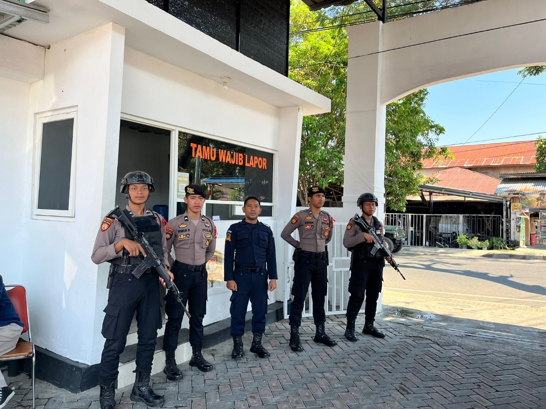 Polda Sulteng Kawal Rapat Pleno KPU Penetapan DCT Caleg DPRD Sulteng