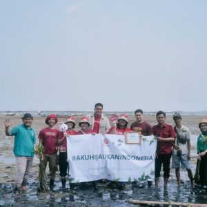 Akulaku Group tanam 1001 mangrove di Bali guna pelestarian  