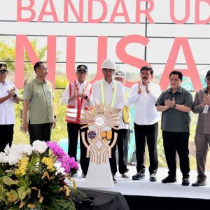 Jokowi Groundbreaking Bandara IKN, Anggarannya Rp4,3 Triliun, Bisa Digunakan Medio 2024 Jokowi Groundbreaking Bandara IKN, Anggarannya Rp4,3 Triliun, Bisa Digunakan Medio 2024