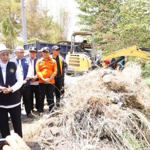 Bersih bersih Sungai Avour Sidoarjo, Gubernur Minta Daerah Lain Segera Mengikuti Bersih bersih Sungai Avour Sidoarjo, Gubernur Minta Daerah Lain Segera Mengikuti