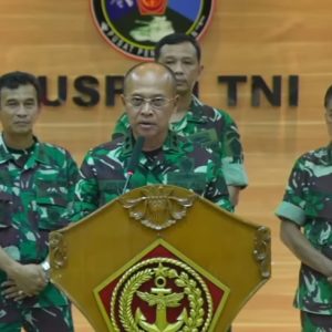 TNI Siapkan Dua Pesawat Hercules Angkut Bantuan Palestina TNI Siapkan Dua Pesawat Hercules Angkut Bantuan Palestina