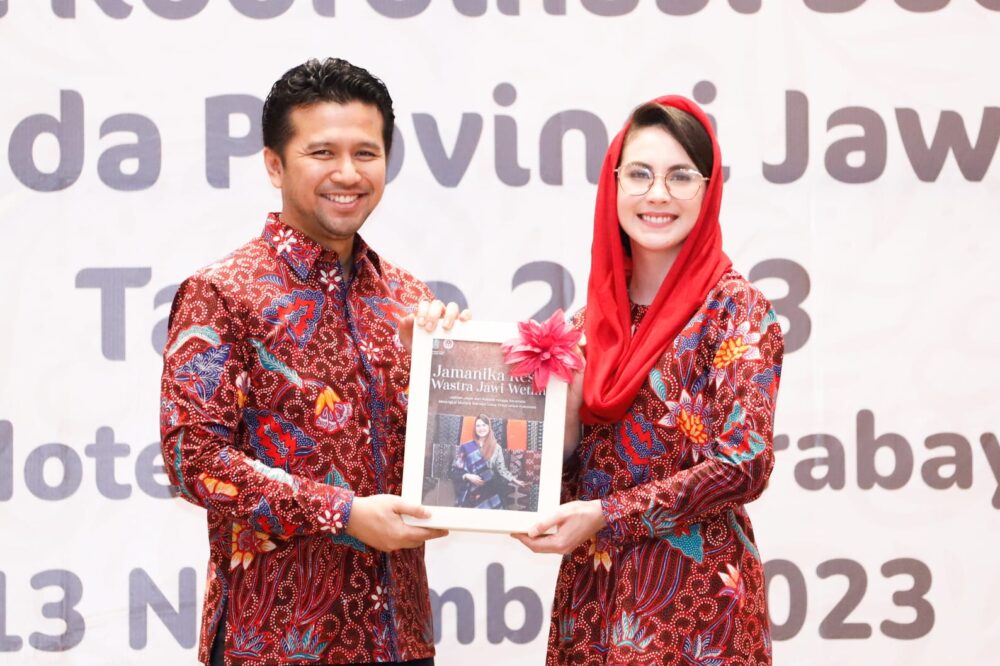Emil Dardak Harapkan Pengrajin Adaptasi Perkembangan Teknologi dan Digitalisasi