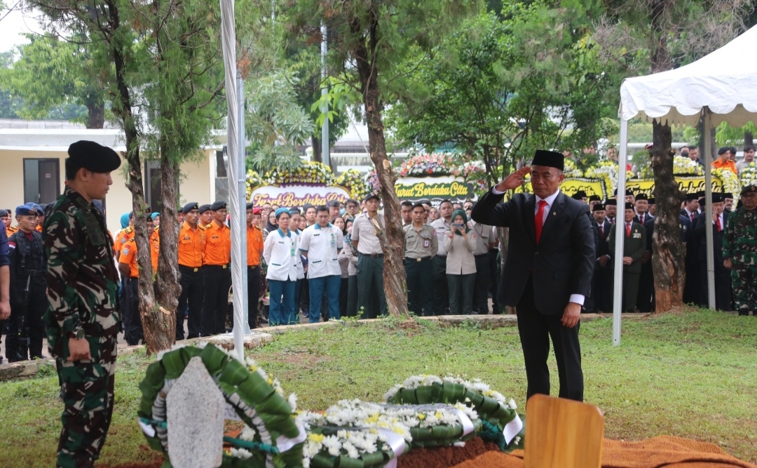 Kenang Doni Monardo, Menko PMK: Sosok Pekerja Keras, Tidak Pulang saat Tangani Covid-19