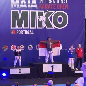 Siswi Banyuwangi Berhasil Raih Dua Emas Kejuaraan Dunia Karate di Portugal